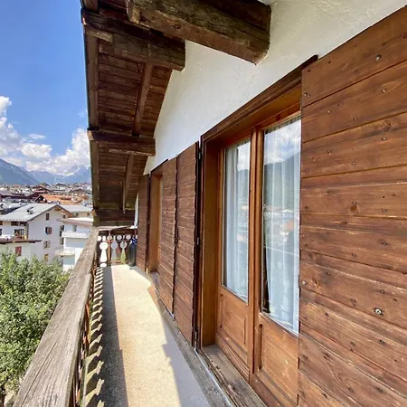 Apartman Tana Bianconiglio - Between The Center And The