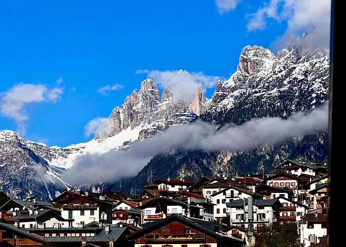 Apartman Tana Bianconiglio - Between The Center And The Auronzo di Cadore