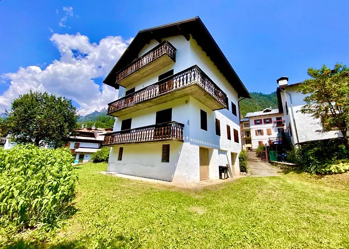 Apartman Tana Bianconiglio - Between The Center And The *